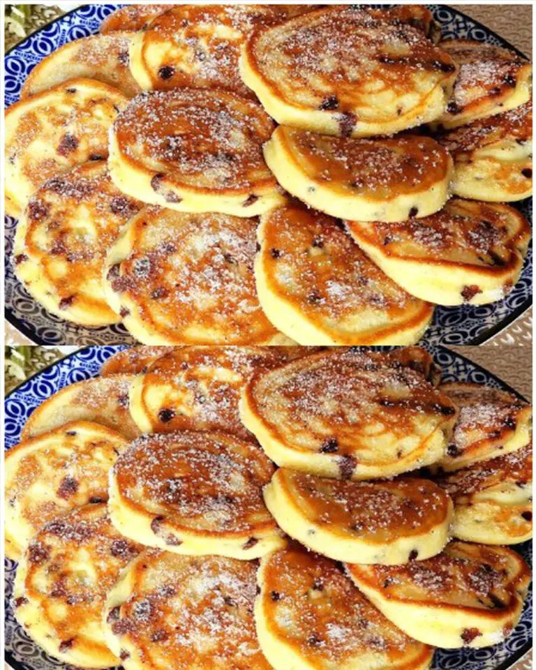 Søte kvarkpannekaker  – luftige og gyllenbrune! En liten godbit mellom måltidene eller til kaffen.