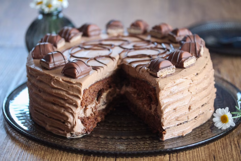 Sjokoladekake med Kinder Bueno